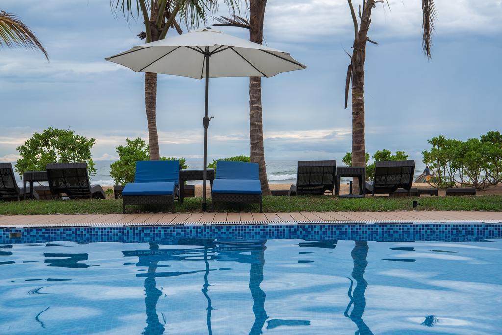 Jie Jie Beach Hotel Wadduwa Exterior photo