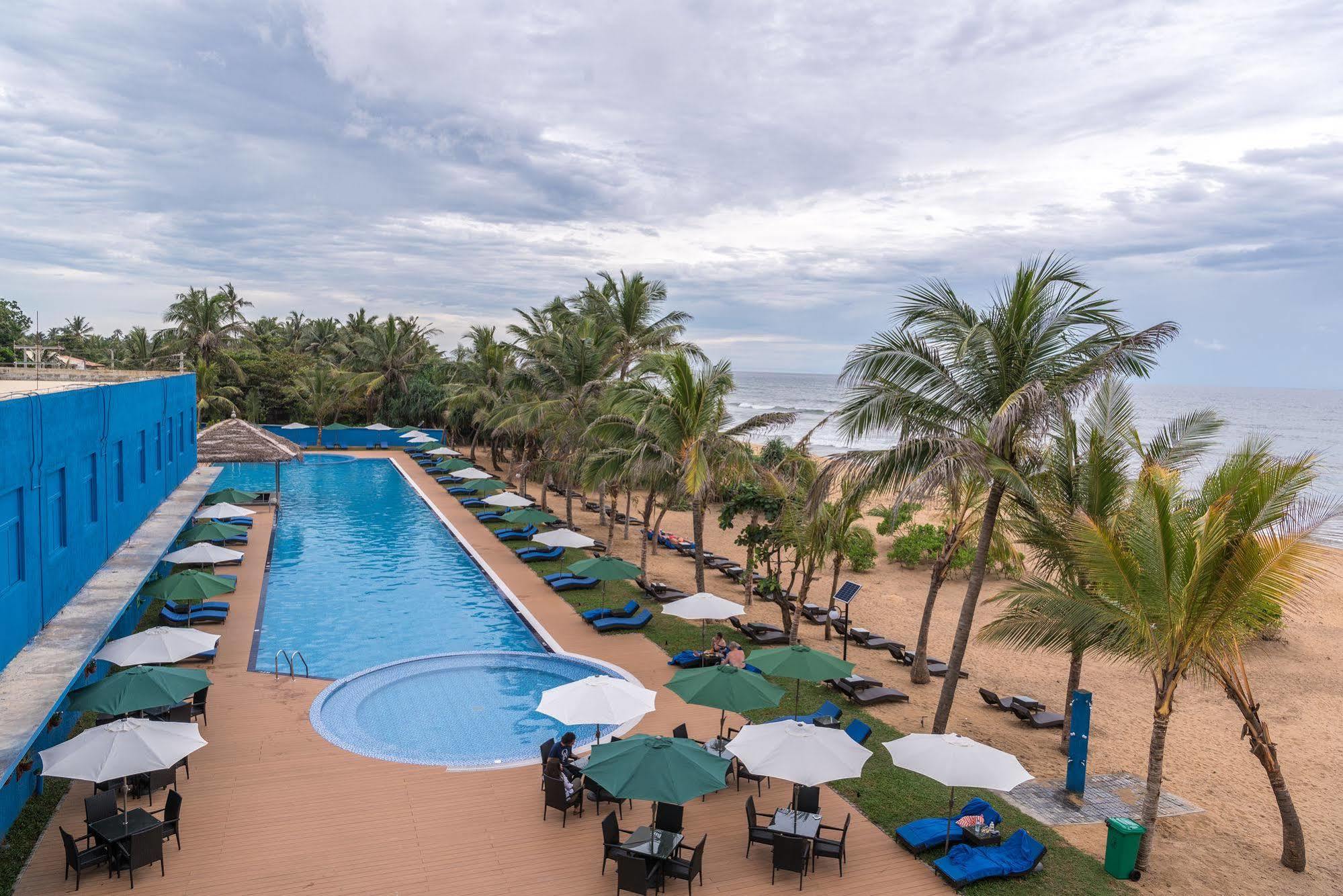 Jie Jie Beach Hotel Wadduwa Exterior photo