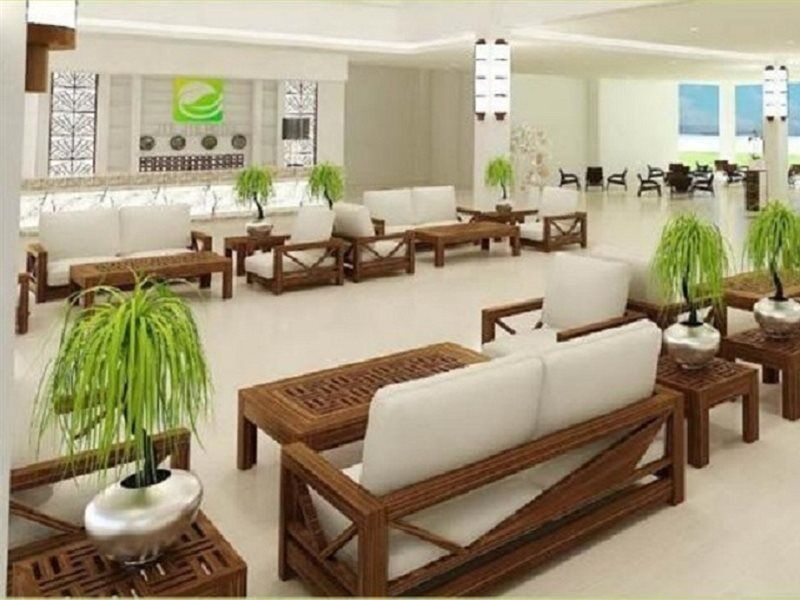 Jie Jie Beach Hotel Wadduwa Exterior photo